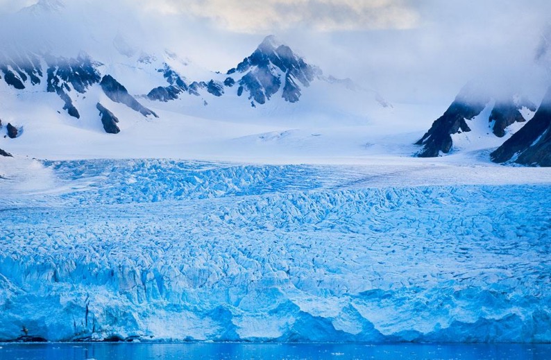 爱游戏tv-丹麦轻取摩洛哥，孔德高光表现