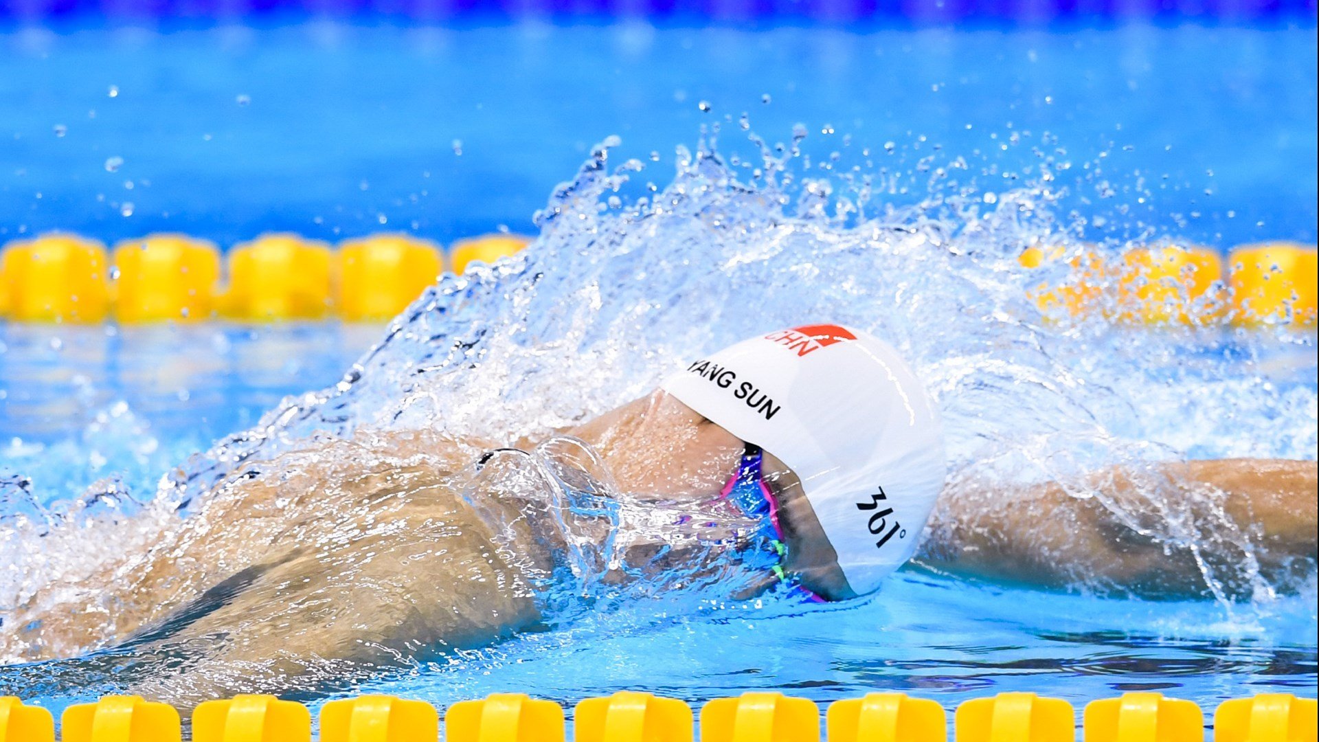 F1新赛季揭幕战之夜，迪亚斯大场面先生