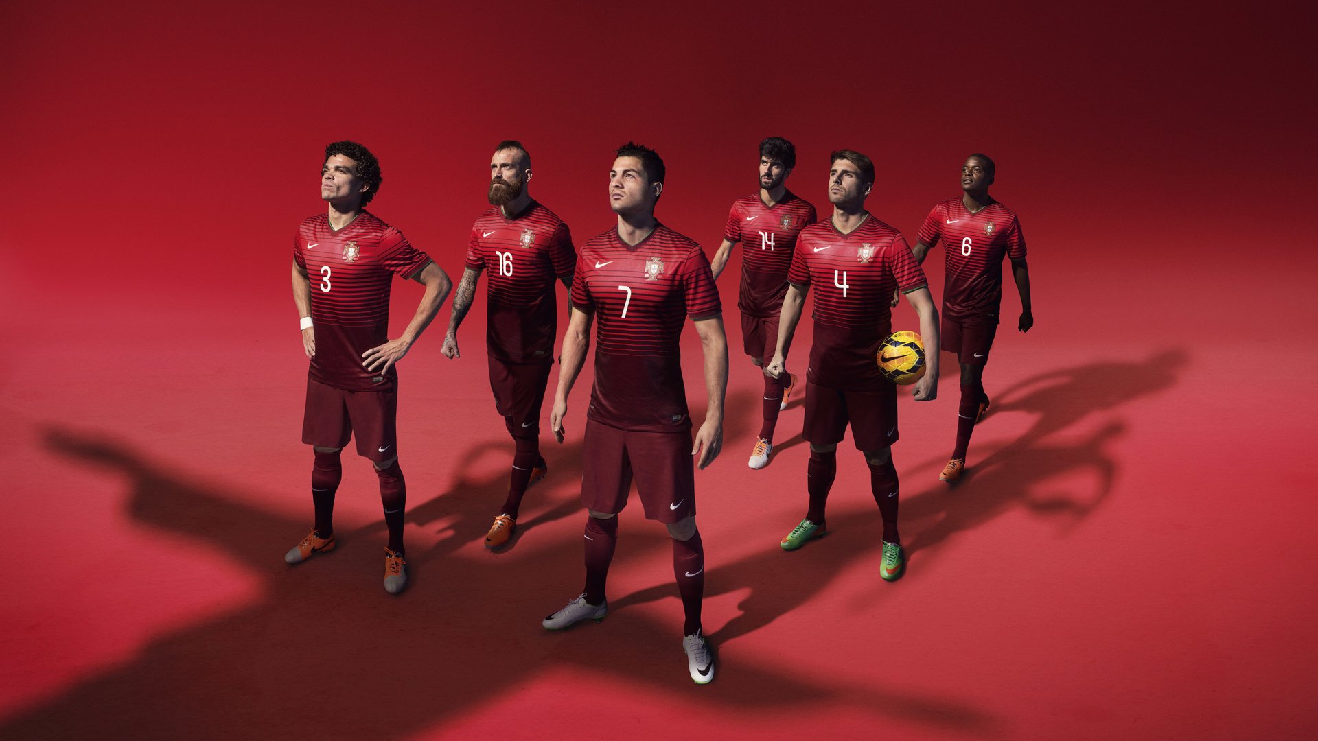 欧冠淘汰赛焦点战,皇家社会一波带走拜仁,技术流足球的完美复仇